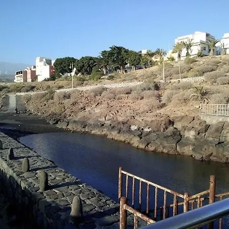 Bonito Estudio Con Wifi Y Zona De Barbacoa *