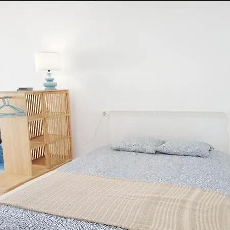 Apartamento Bonito Estudio Con Wifi Y Zona De Barbacoa *