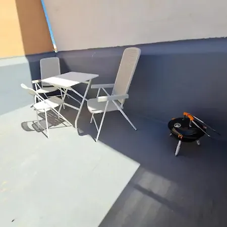 Bonito Estudio Con Wifi Y Zona De Barbacoa *