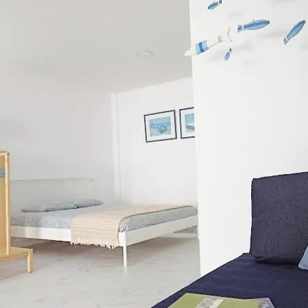 Bonito Estudio Con Wifi Y Zona De Barbacoa *