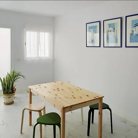 Apartamento Bonito Estudio Con Wifi Y Zona De Barbacoa *